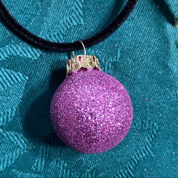 🎄New Christmas Bulb Earrings & Necklace Set - Picture 4 of 7